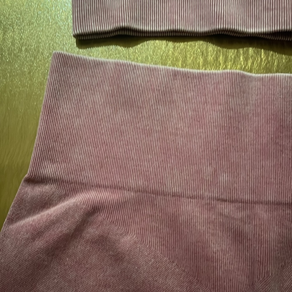 NWT Pink Workout Set - Picture 3 of 4